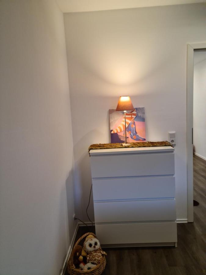 Pilgrims "Hermine" Fewo Mit 3 Schlafzimmern, Balkon, Fast Internet บรีโลน ภายนอก รูปภาพ